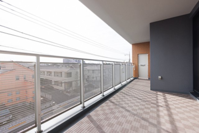 バルコニー　※写真は同タイプ住戸です。
