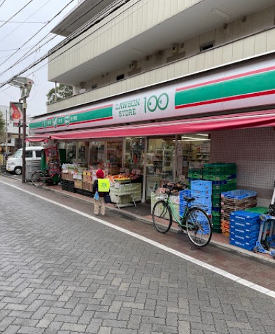 コンビニ　ローソンストア100吉祥寺本町三丁目店（コンビニ）まで487m