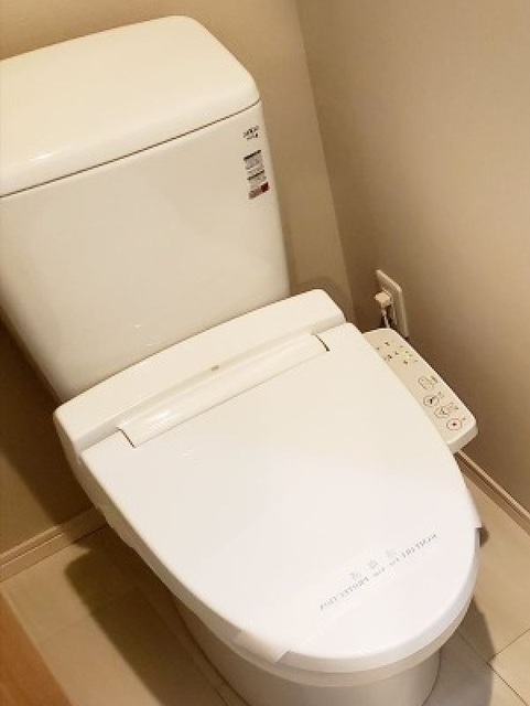 トイレ　シャワートイレ