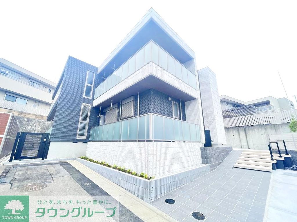 建物外観　エントランス