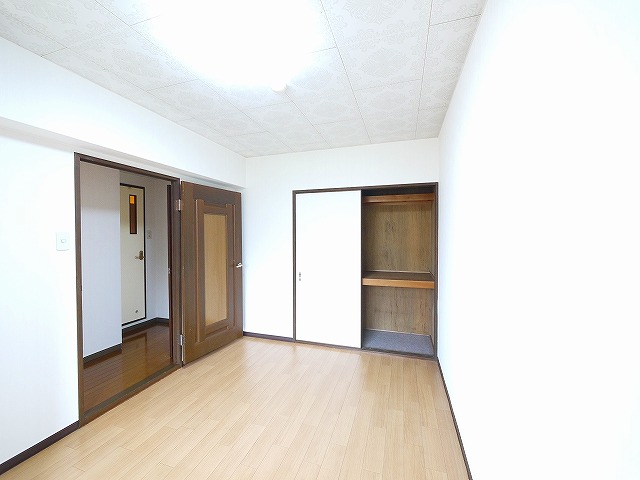 その他部屋・スペース　使い勝手のいい寝室です