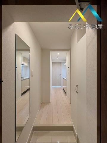 玄関　自社撮影写真
