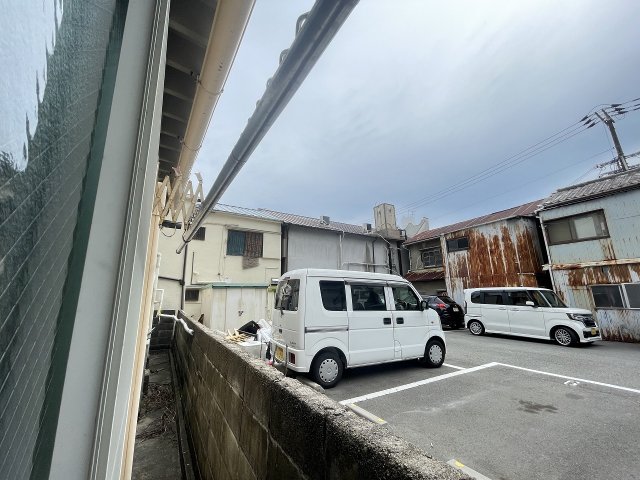 バルコニー　お洗濯にも便利なバルコニー付き