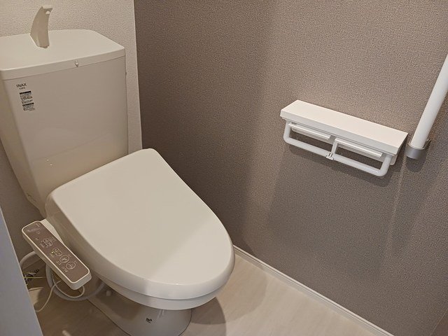トイレ　落ち着いたトイレです