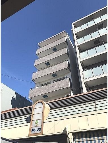 建物外観　オートロック完備