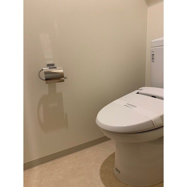 トイレ　トイレ別号室