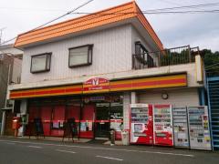 コンビニ　ヤマザキショップ小川店（コンビニ）まで626m