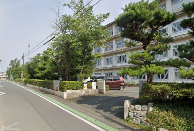 小学校　浜松市立鴨江小学校（小学校）まで400m