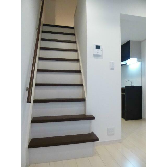 その他部屋・スペース　珍しい階段式！２階建てのようで使いやすいと好評です♪