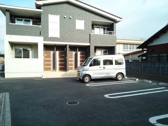 駐車場　駐車スペースもあります