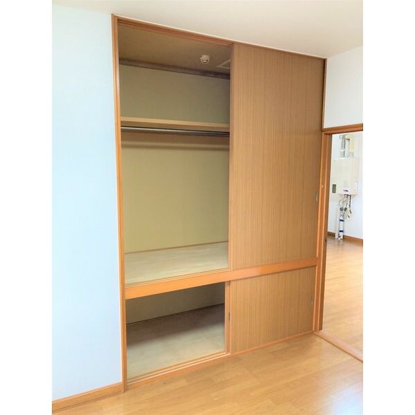 収納　クローゼット