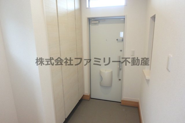 FLAT COURTの玄関写真
