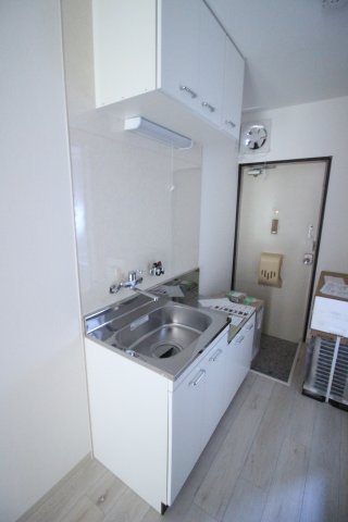 キッチン　※別部屋写真