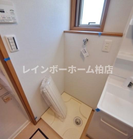 その他設備　室内洗濯機置き場です