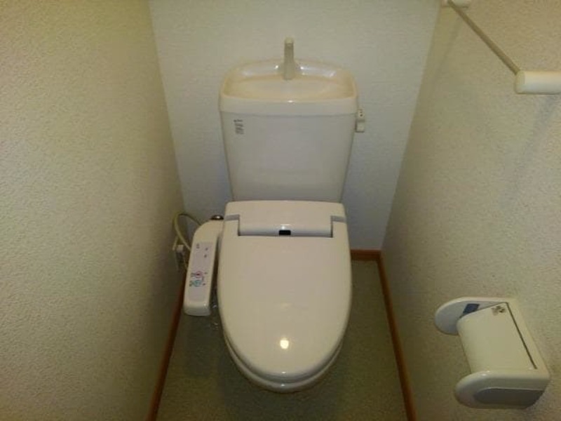トイレ　図面と現状に相違がある場合には現状を優先