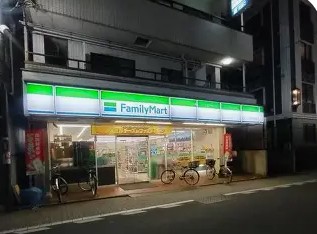 コンビニ　ファミリーマート塚本西荻南店（コンビニ）まで510m
