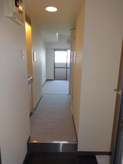 玄関　★★下駄箱大きめ★★