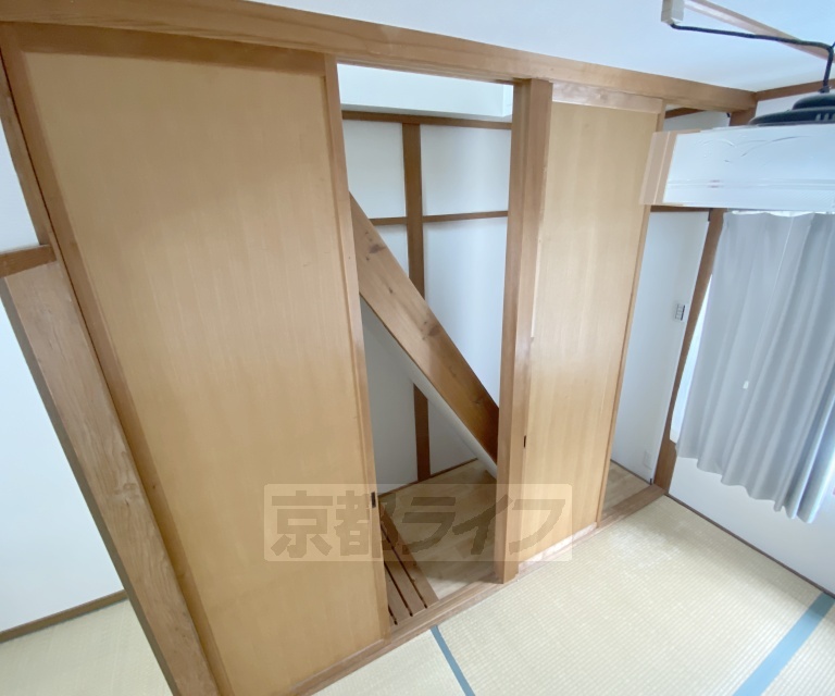 収納　他にも収納スペースあり