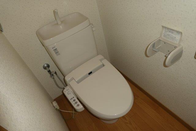 トイレ　ウォシュレット
