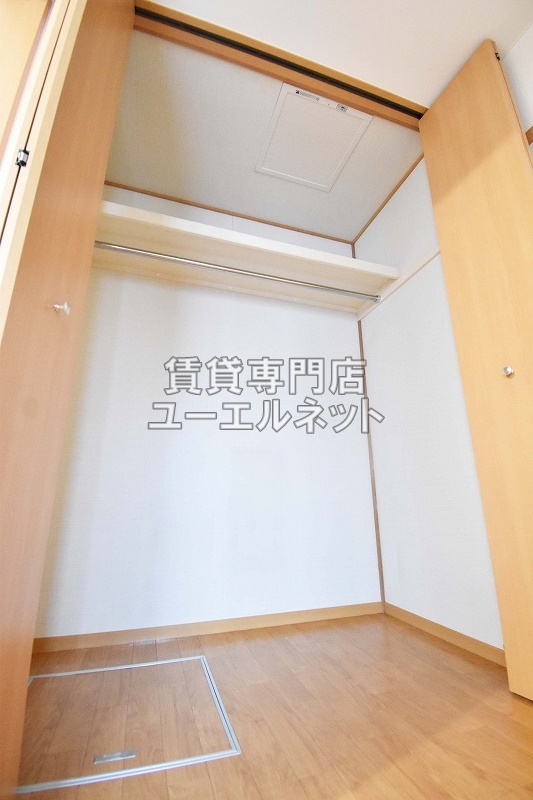 収納　クローゼット