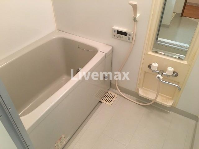 バス・シャワールーム　※別部屋のお写真になります
