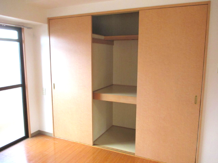 収納　いっぱい荷物が入ります