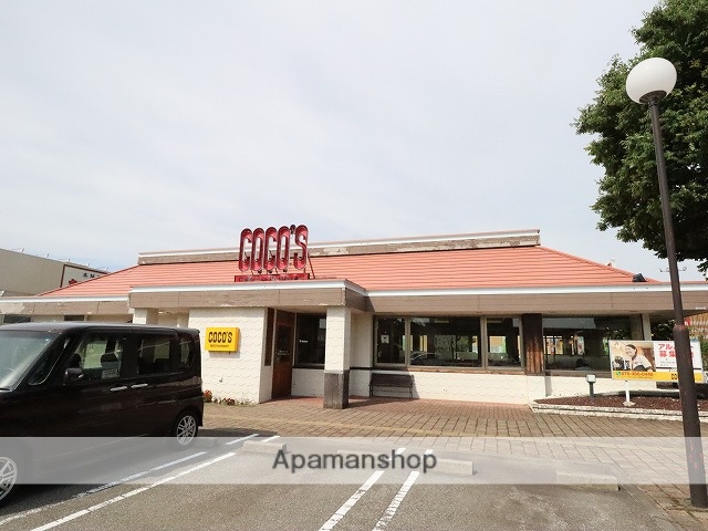 飲食店　ココス婦中ファボーレ店（飲食店）まで672m