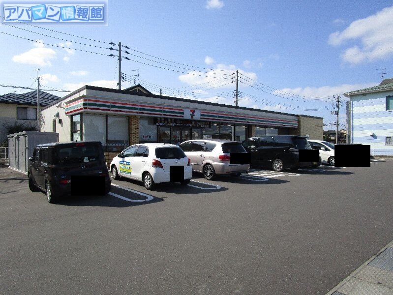 コンビニ　セブンイレブン新潟小新店（コンビニ）まで843m