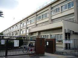 中学校　東大和市立第二中学校（中学校）まで1086m