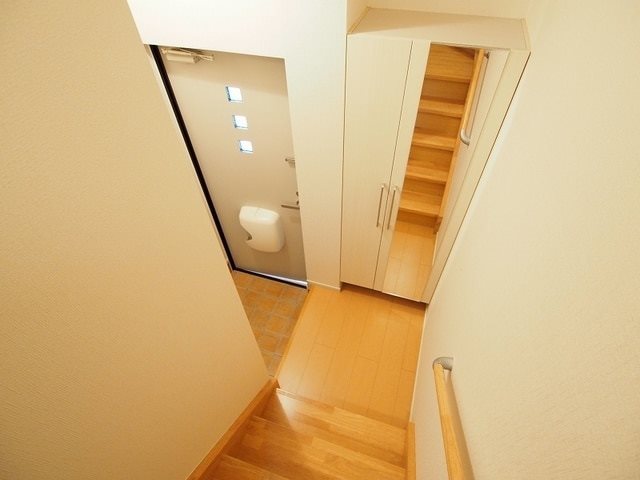 玄関　玄関収納があります。