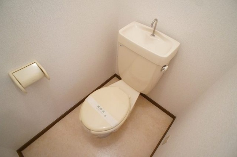トイレ　図面と現状に相違がある場合には現状を優先