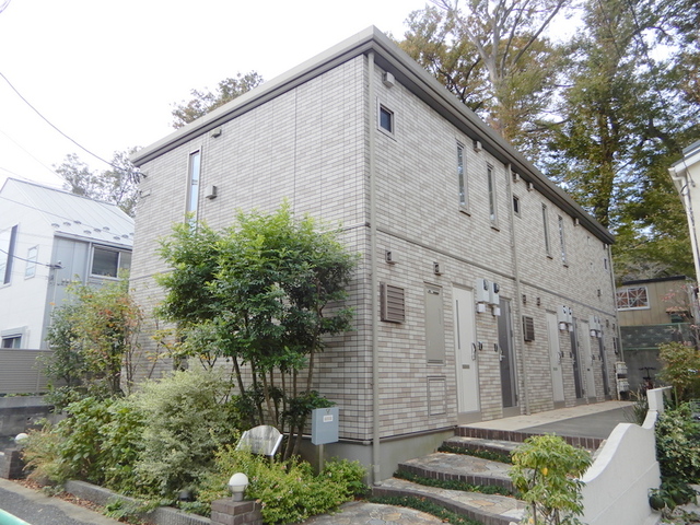 建物外観　★物件現地や最寄駅等でのお待ち合わせでご案内が可能です★
