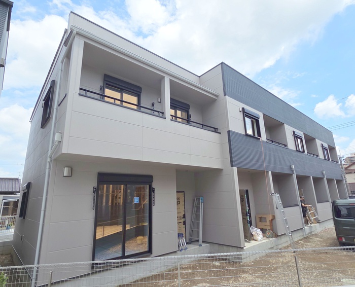 建物外観　建築中