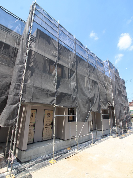 建物外観　建築中