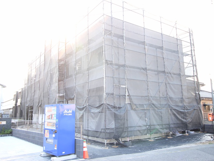 建物外観　建築中