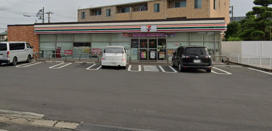 コンビニ　セブンイレブン四街道下志津新田店（コンビニ）まで640m