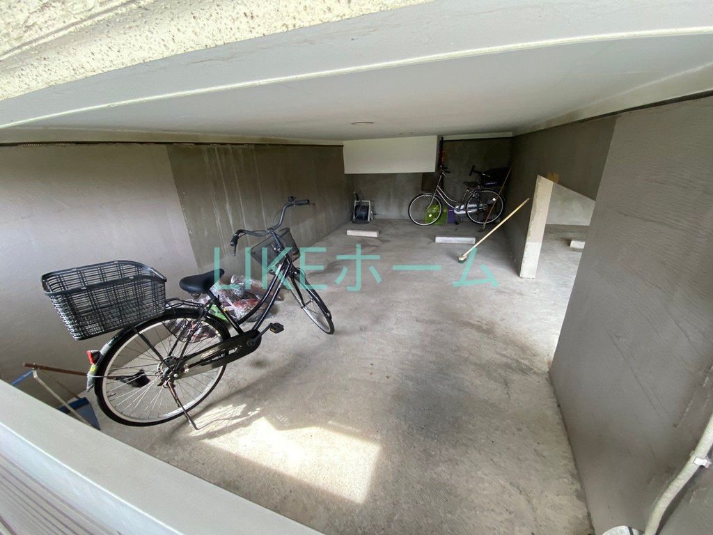 その他共有部分　駐車場