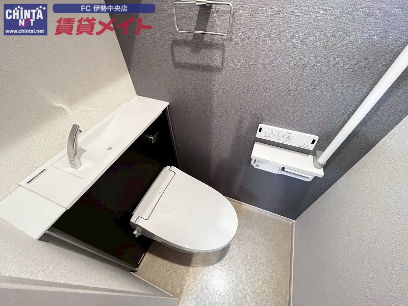 トイレ　同物件別室画像