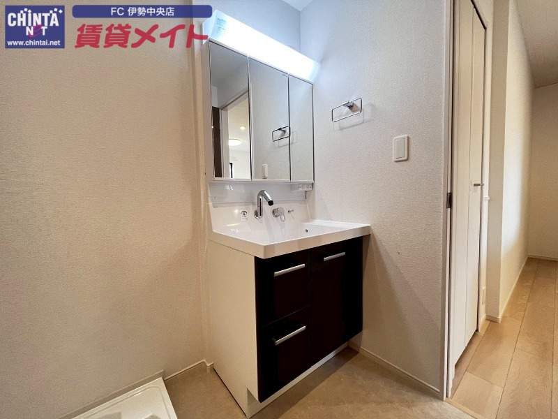 洗面設備　同物件別室画像