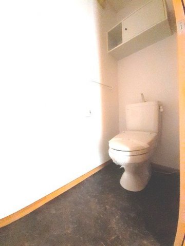 トイレ　ゆったりとした空間のトイレです
