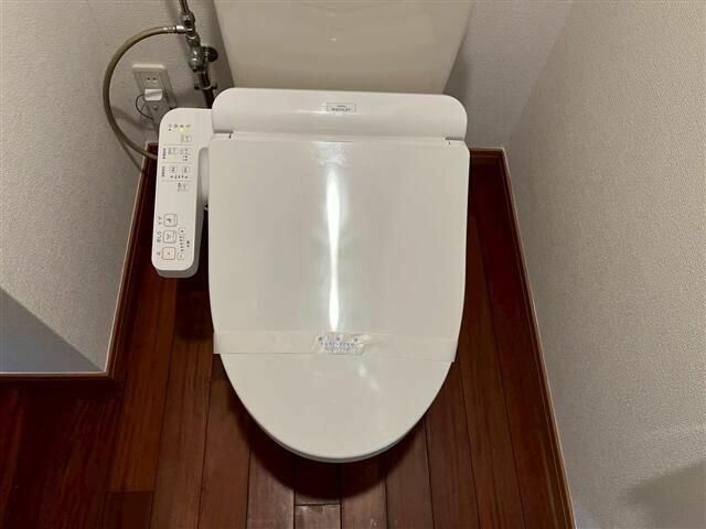 トイレ　トイレもきれいです