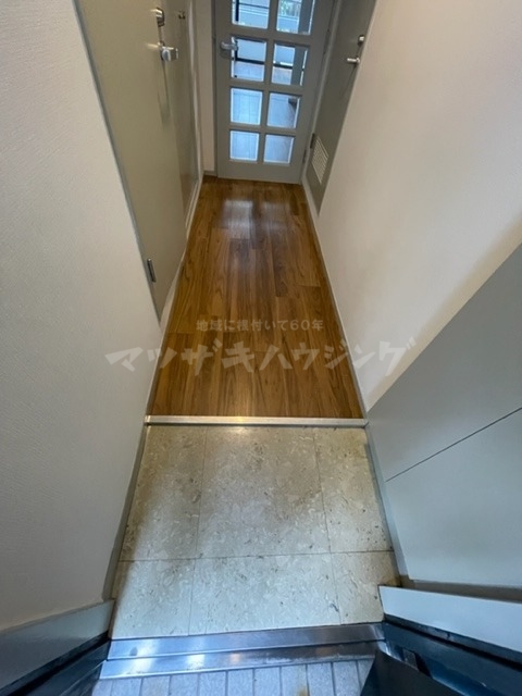玄関　参考写真