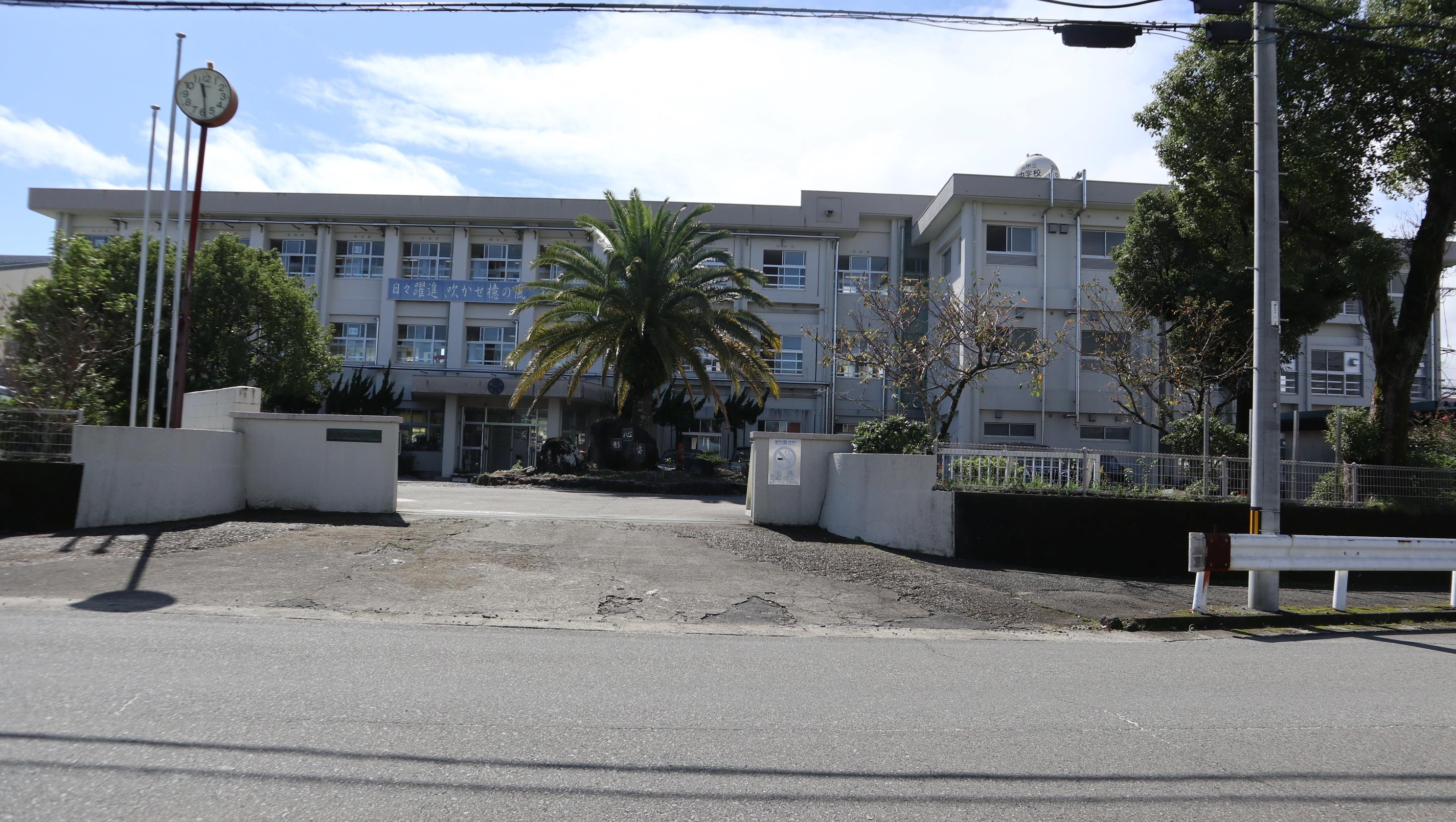 中学校　宮崎市立檍中学校（中学校）まで1000m