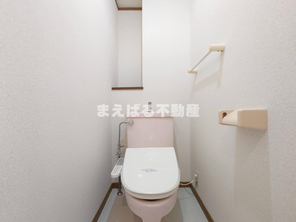 トイレ　温水洗浄便座