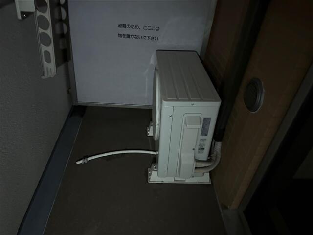 バルコニー　?