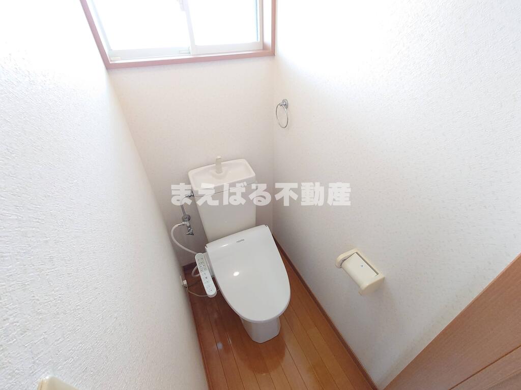 トイレ　温水洗浄便座