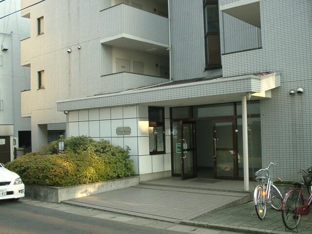 エントランス　エントランス