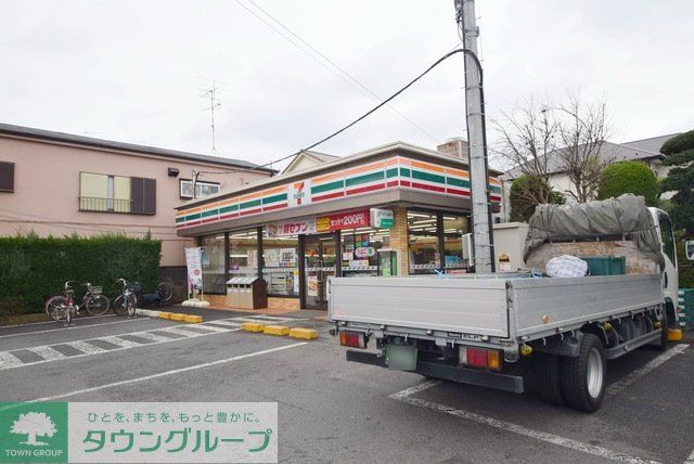 コンビニ　セブンイレブン川口上青木中央通り店（コンビニ）まで1767m