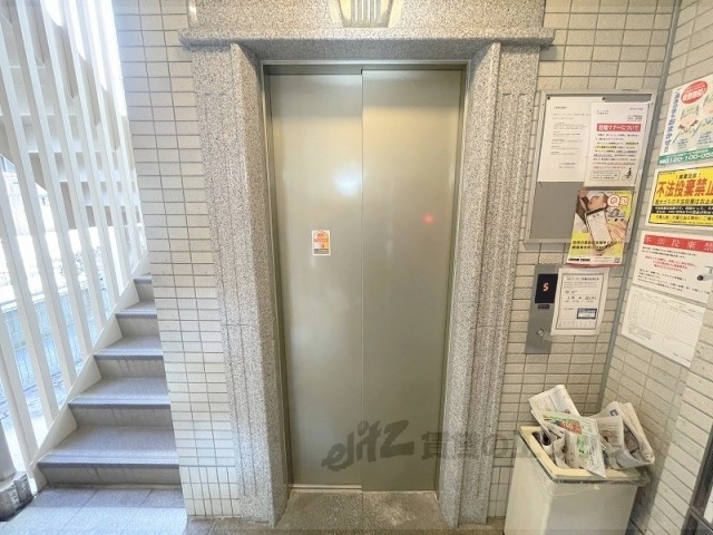その他　エレベーター