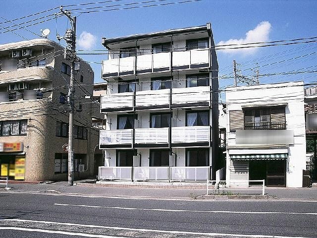 建物外観　外観タイル張りです